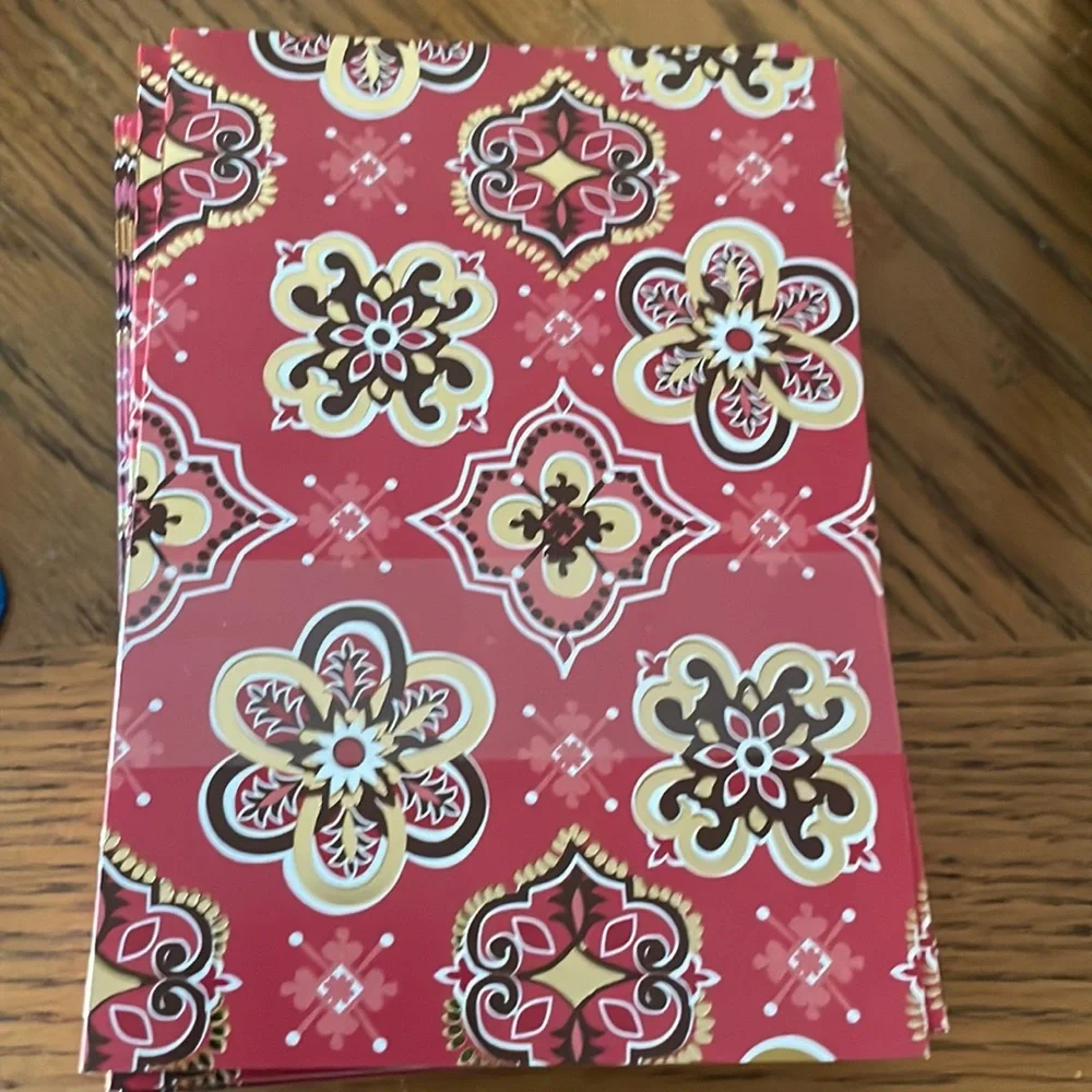 20 Notecards & 20 Envelopes in a Box